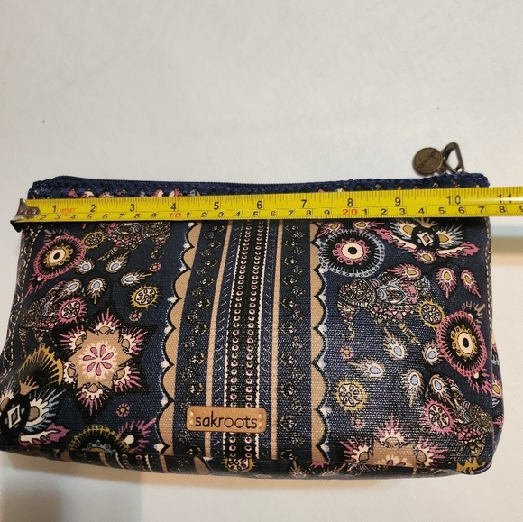 Sakroots Black and Pink Cosmetic Bag with Floral Design, Pristine - Picture 9 of 12